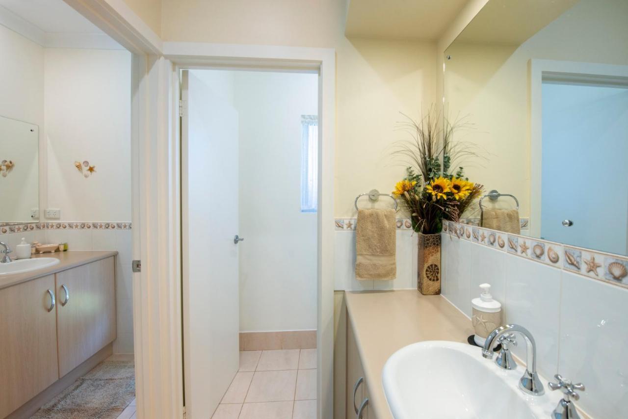 Searenity Holiday Accommodation Emu Bay 외부 사진