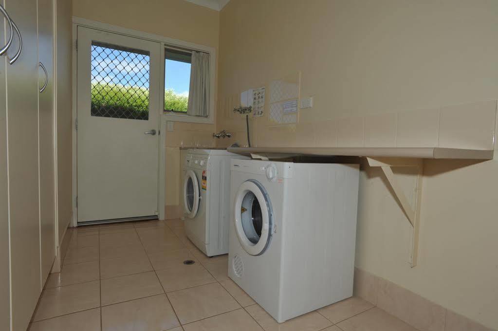 Searenity Holiday Accommodation Emu Bay 외부 사진
